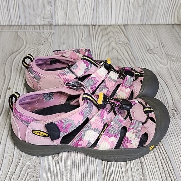 Keen Newport Pink Camo Hking Sandals Kids Size 3 - Picture 2 of 12